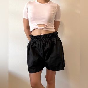 High-waist Black Shorts